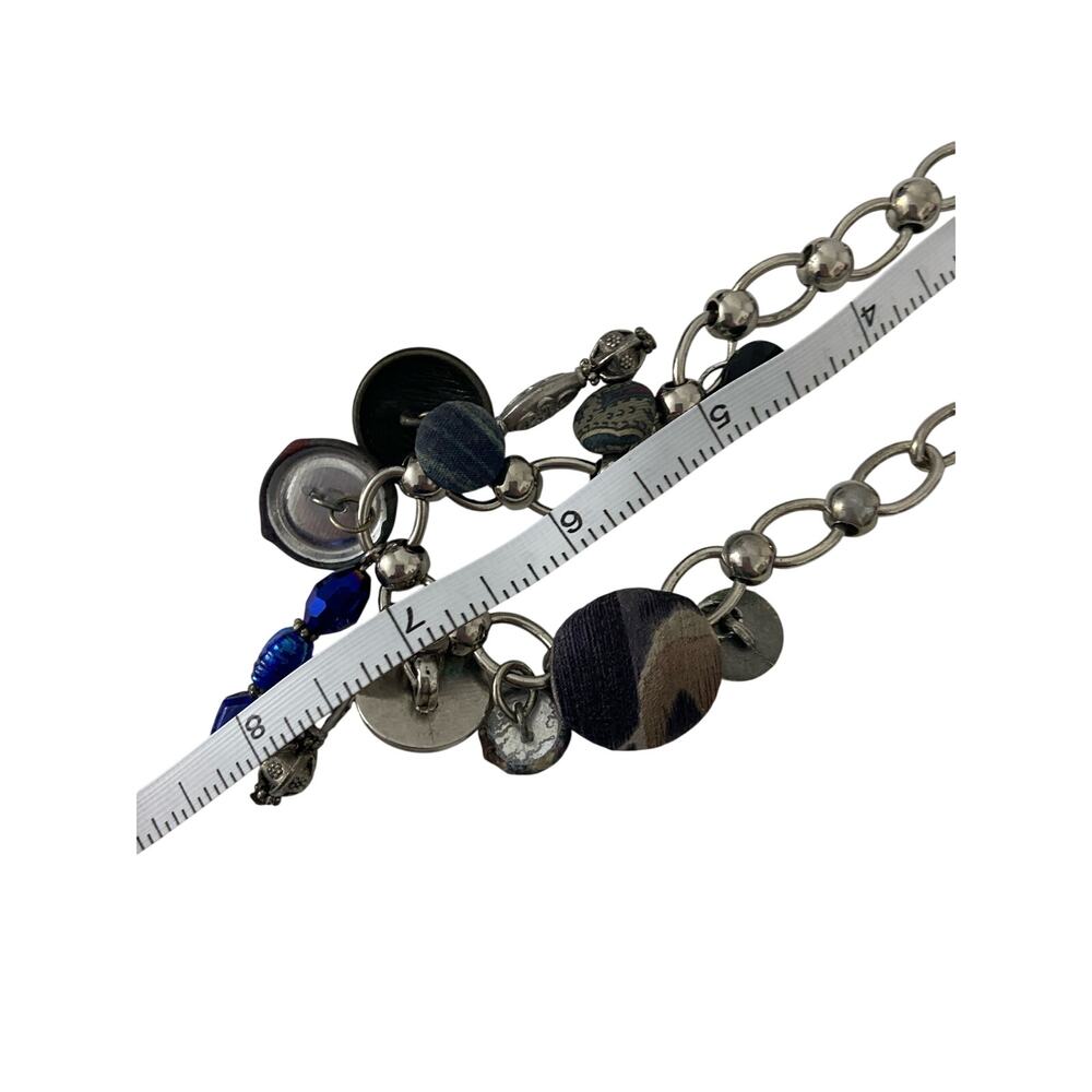 Button necklace silver tone